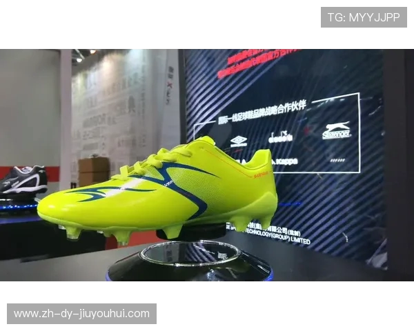 足球刺甲装备解析与选择指南：提升比赛表现的必备装备技巧